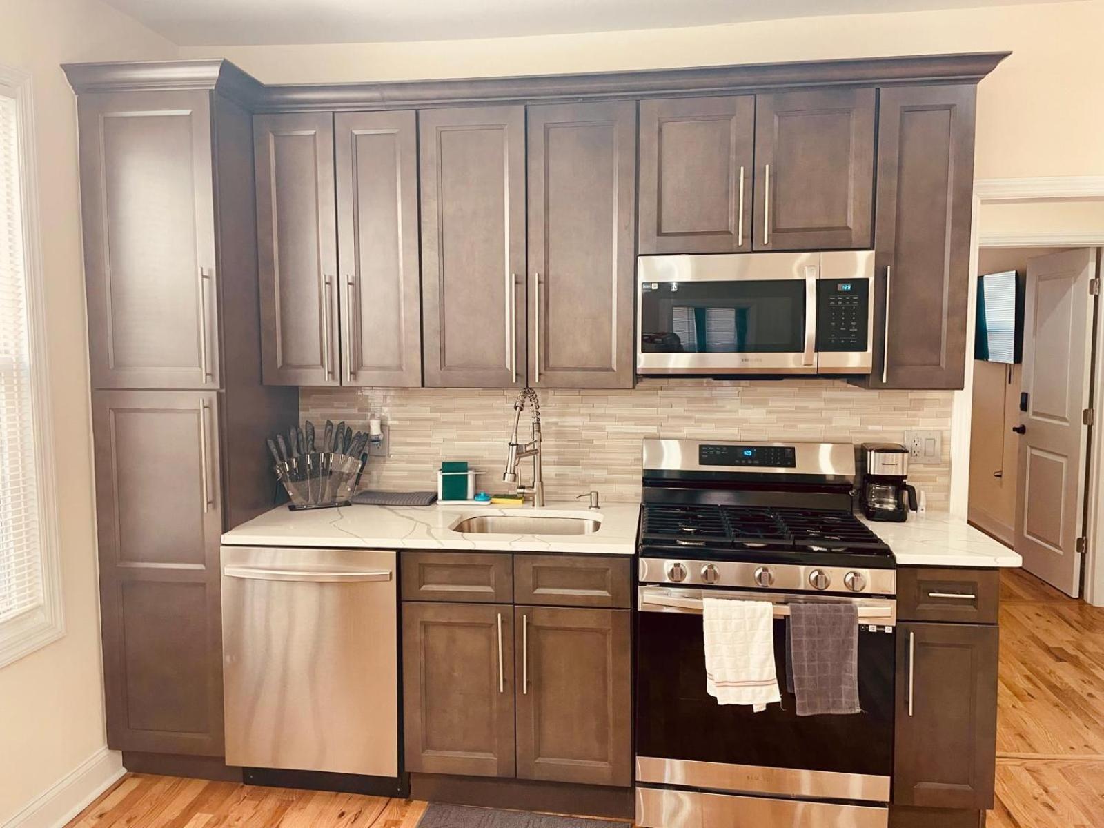 Ooohlala! 2 Beds And 2 Full Baths W/Free Parking Apartment Newark Exterior photo
