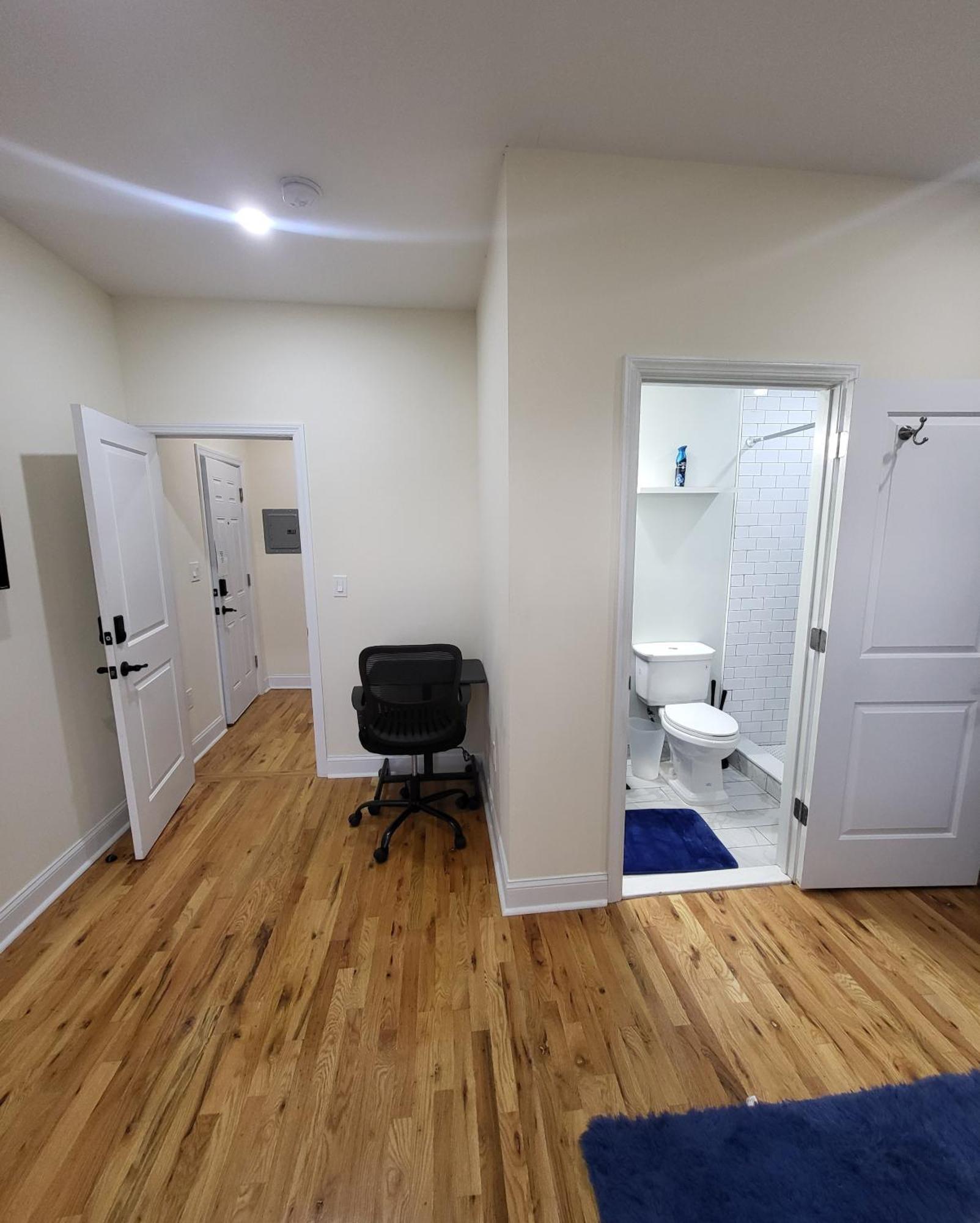 Ooohlala! 2 Beds And 2 Full Baths W/Free Parking Apartment Newark Exterior photo