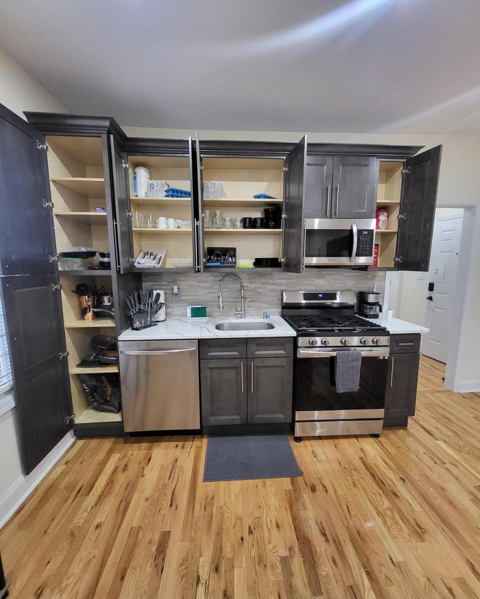 Ooohlala! 2 Beds And 2 Full Baths W/Free Parking Apartment Newark Exterior photo