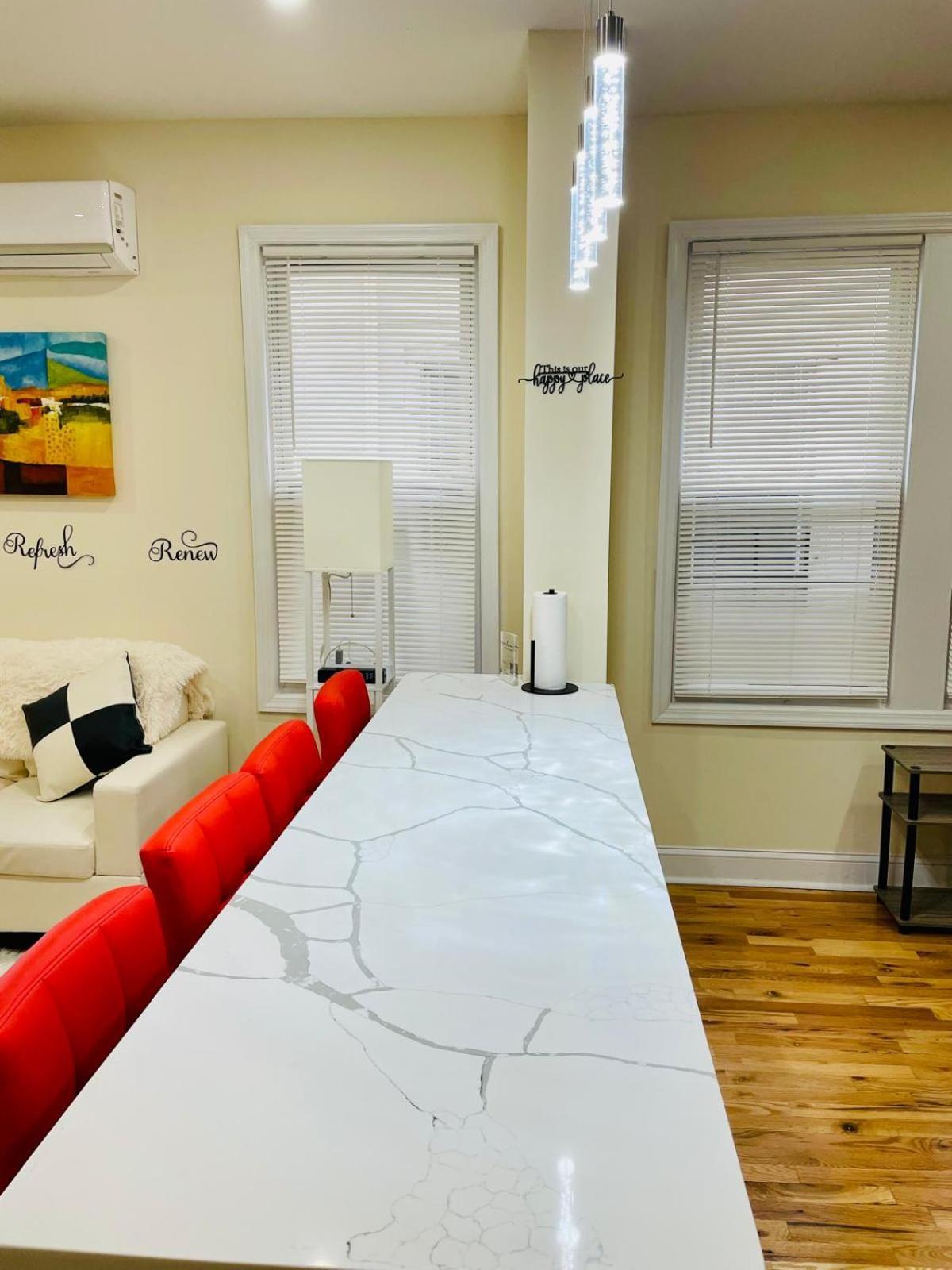 Ooohlala! 2 Beds And 2 Full Baths W/Free Parking Apartment Newark Exterior photo